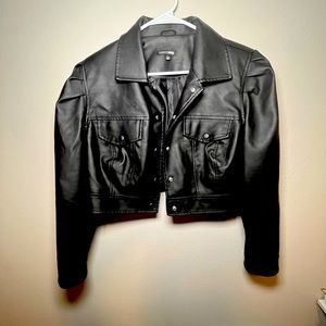 Black crop leather jacket